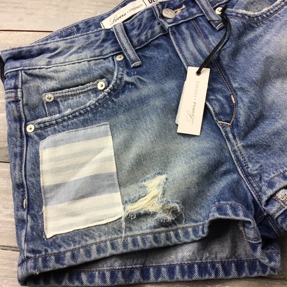 Lovers + Friends Jack High Rise Shorts - Picture 5 of 5